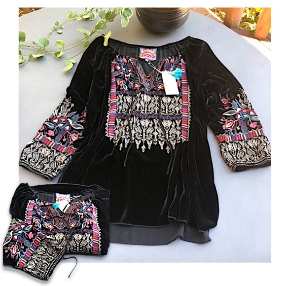 Johnny Was Tops - SOLD JOHNNY WAS CLAUDE VELVET PEASANT BLOUSE